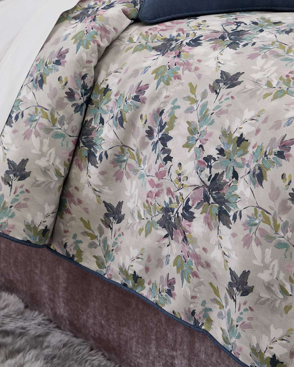Wisteria 3-Piece King Comforter Set